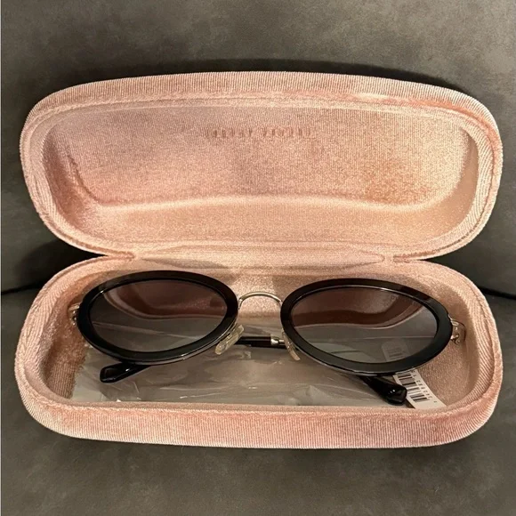 Miu Miu Oval Skinny Sunglasses Mu 58us 1ab 5o0 Black Silver/Grey NWT - Picture 15 of 15